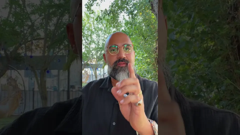 تشغيل الفيديو: Die Hand des Vaters
