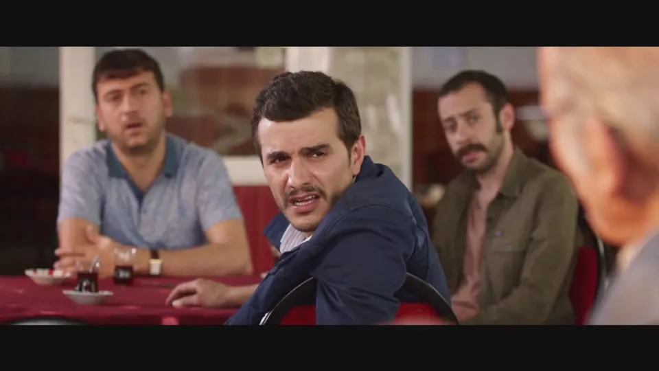 Play video: Muhteşem Üçlü Film Fragman - Official Trailer - 24 Nisan 2020 Sinemalarda!